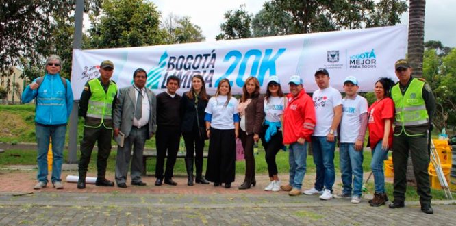 En Barrios Unidos limpiamos un kilómetro de espacio público.